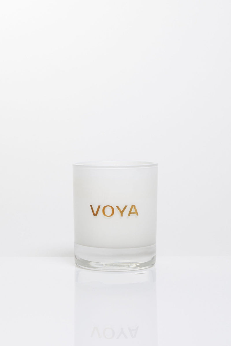 voya citrus natural luxury scented candle, African lime and clove scent